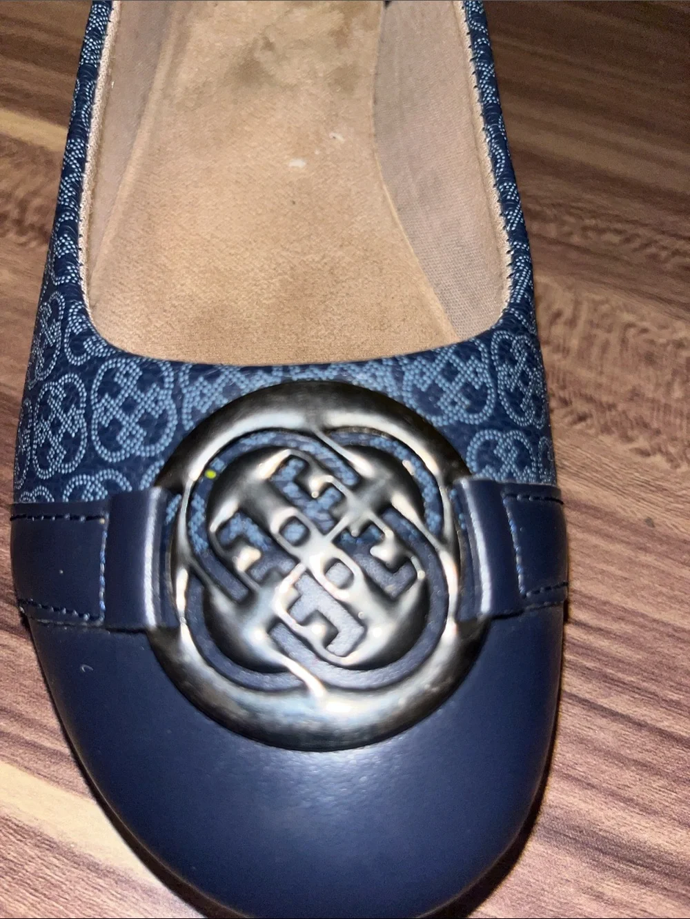 Daisey Fuentes Navy Logo-Embellished Ballet Flats